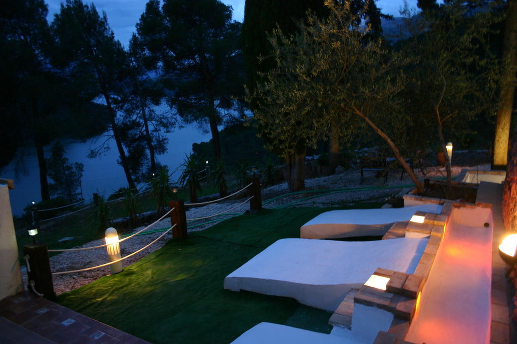 Casa Rural Los Parrales El Tranco ภายนอก รูปภาพ